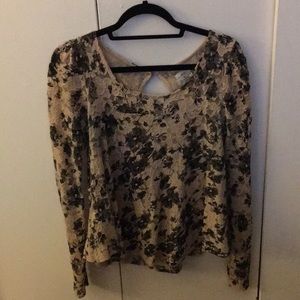 Cream & Black Laced Long Sleeved Shirt